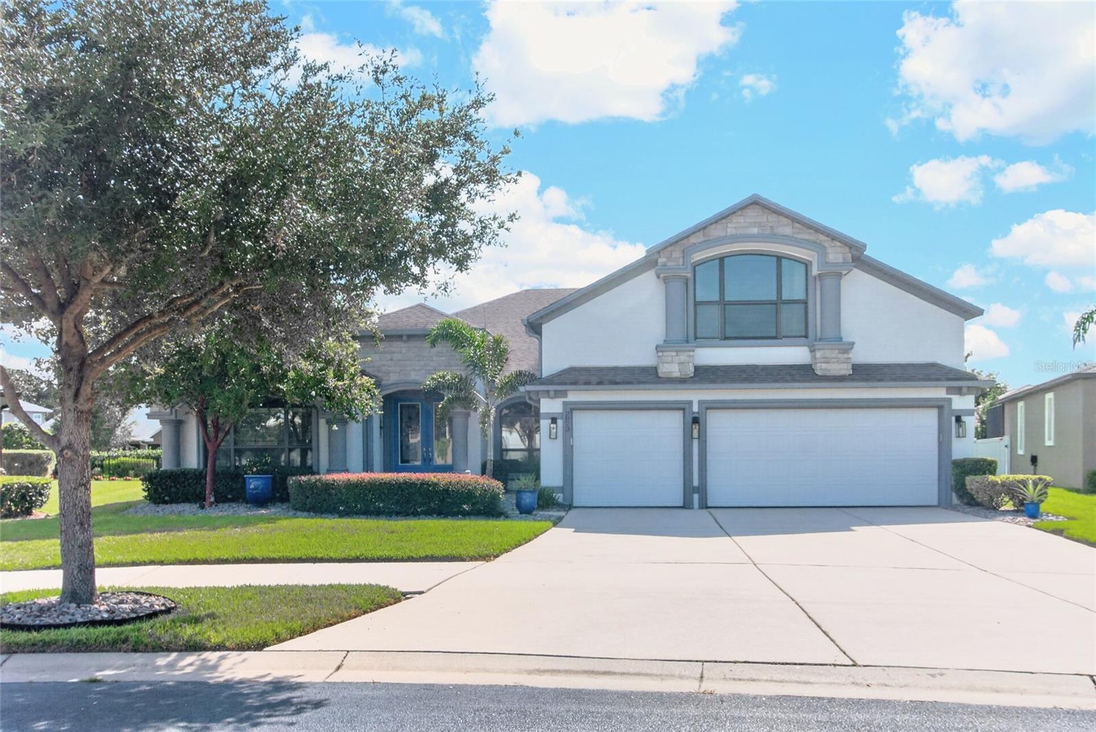 2823 Colewood Ln photo 1
