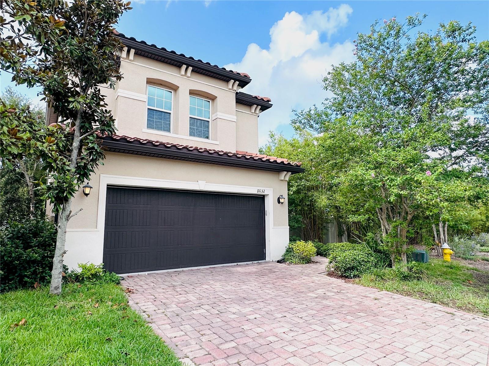10132 Grand Oak Cir photo 1