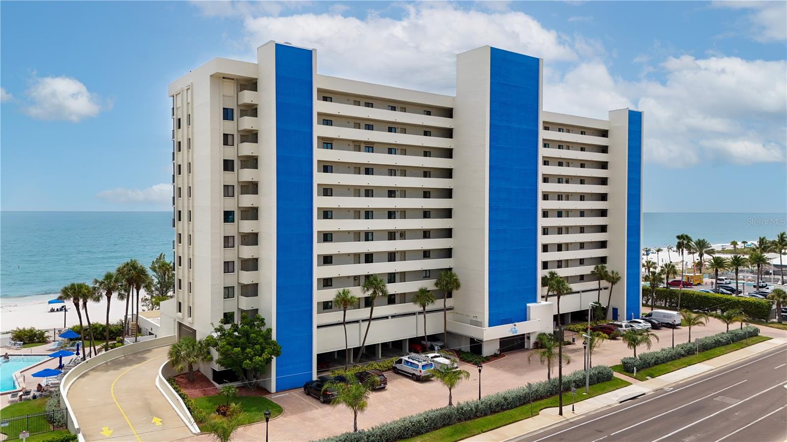 15000 Gulf Blvd #907 photo 1
