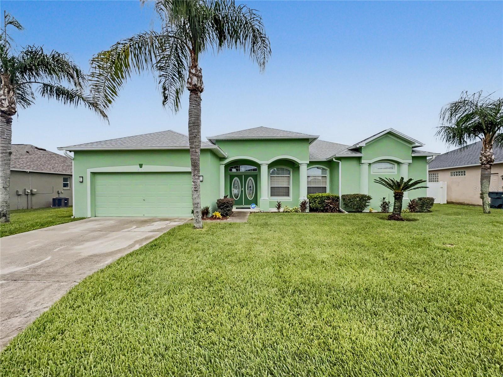 8155 Woodvine Cir
