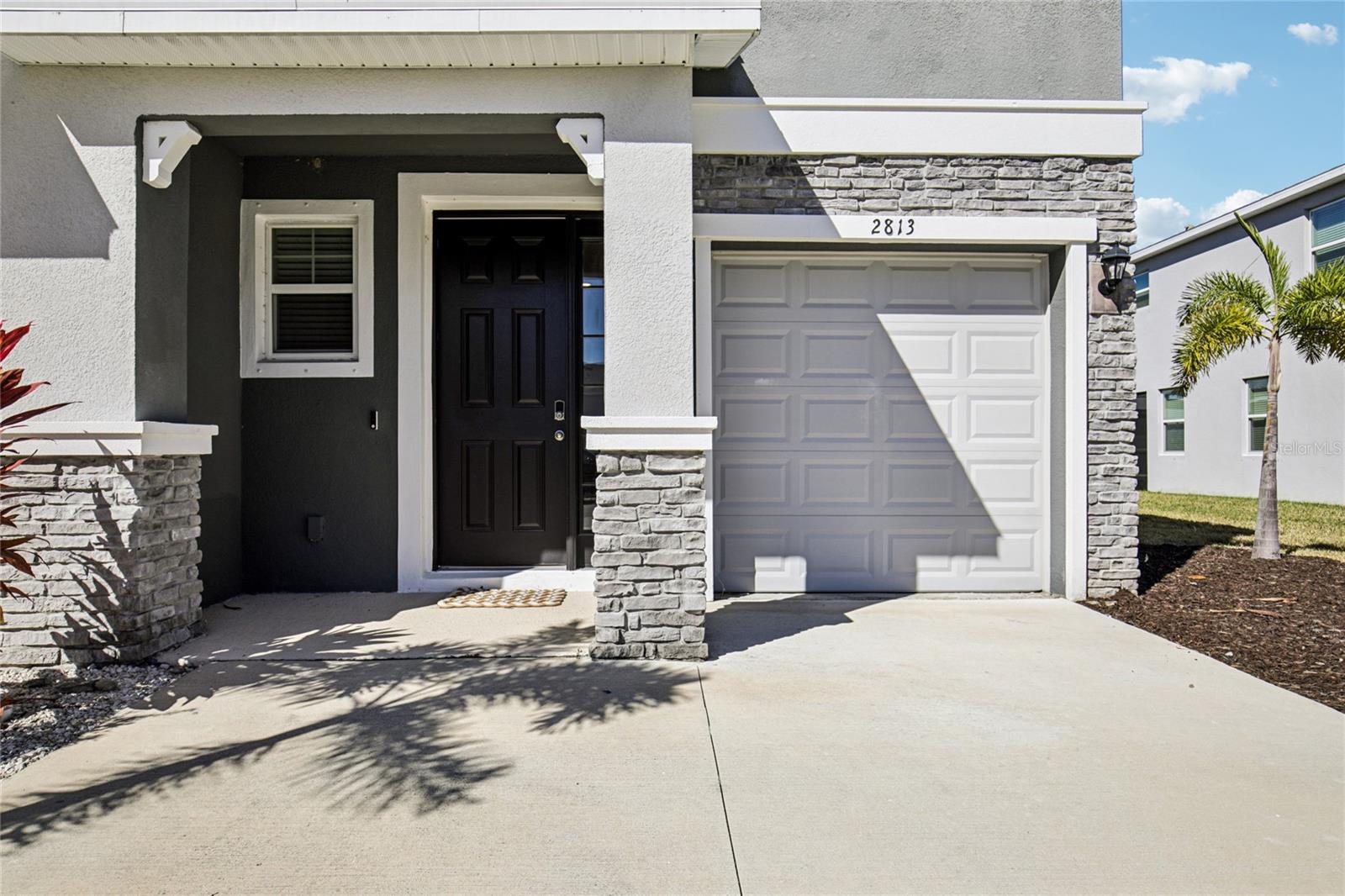 2813 Midnight Pearl Dr