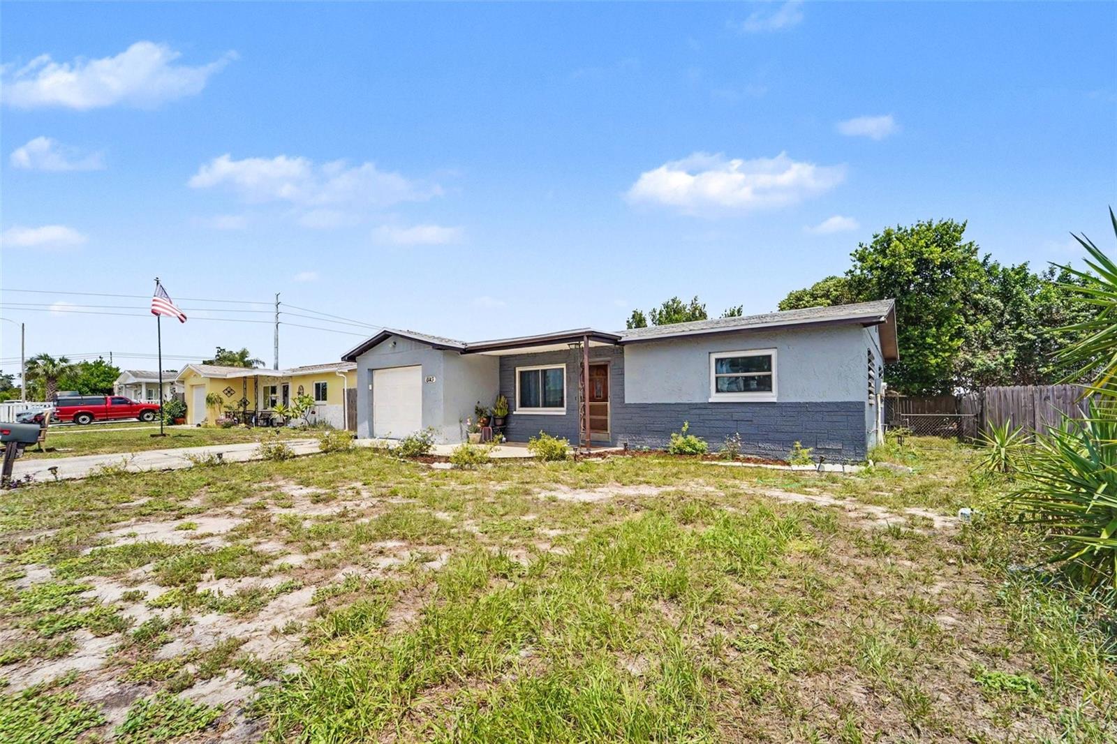8143 Hixton Dr photo 1