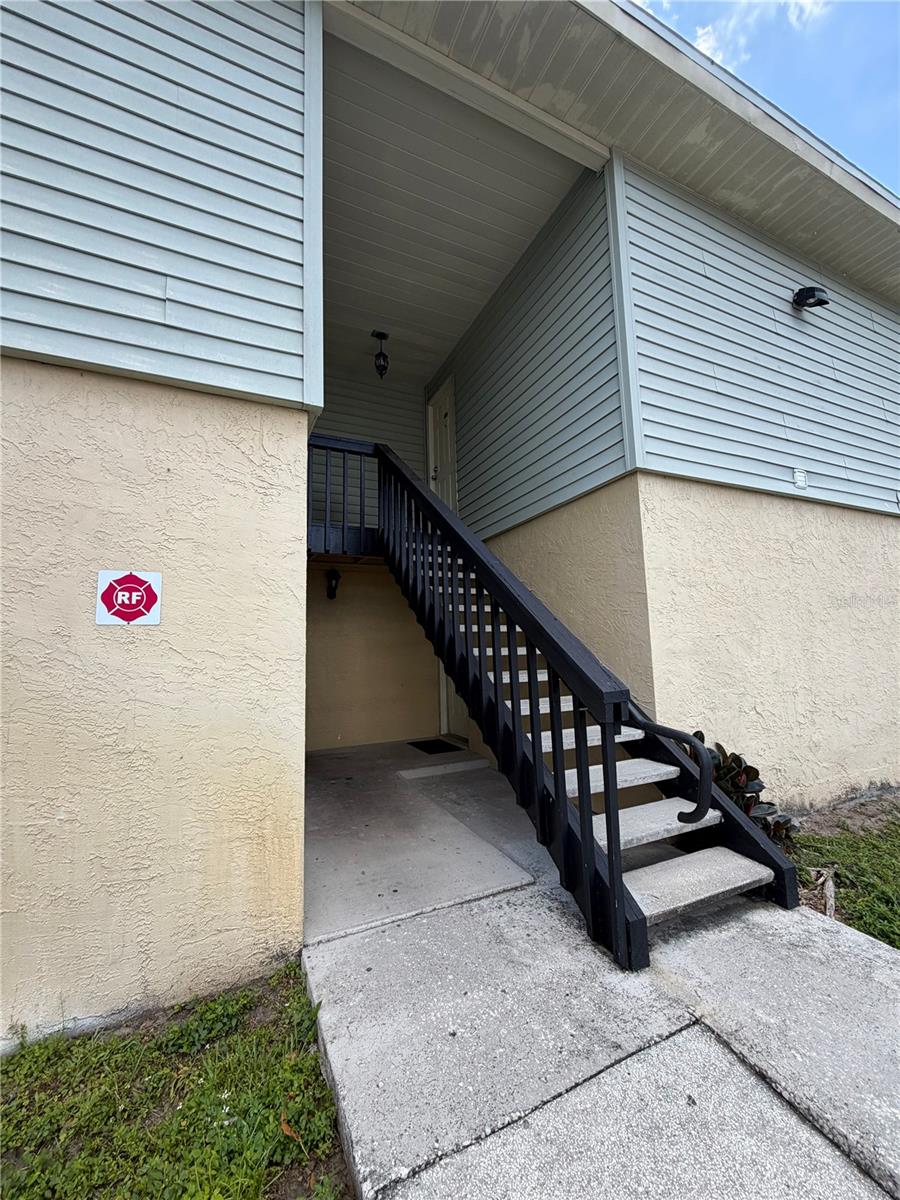 237 Red Maple Pl