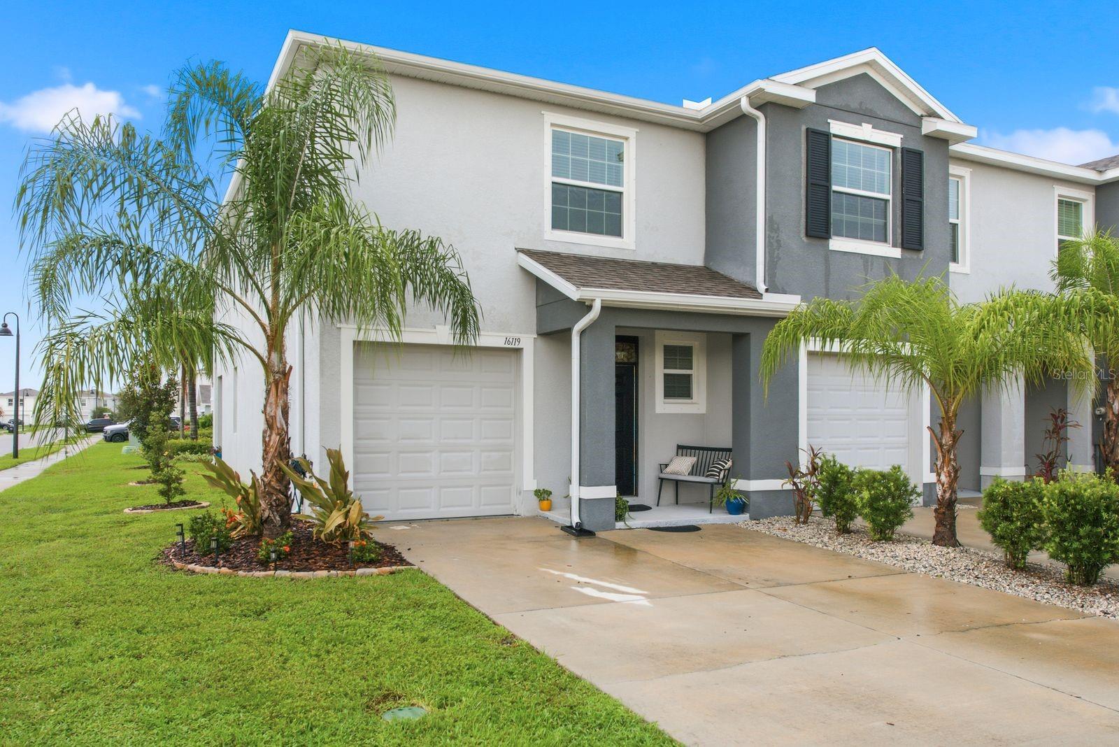 16119 Glowing Grove Ave