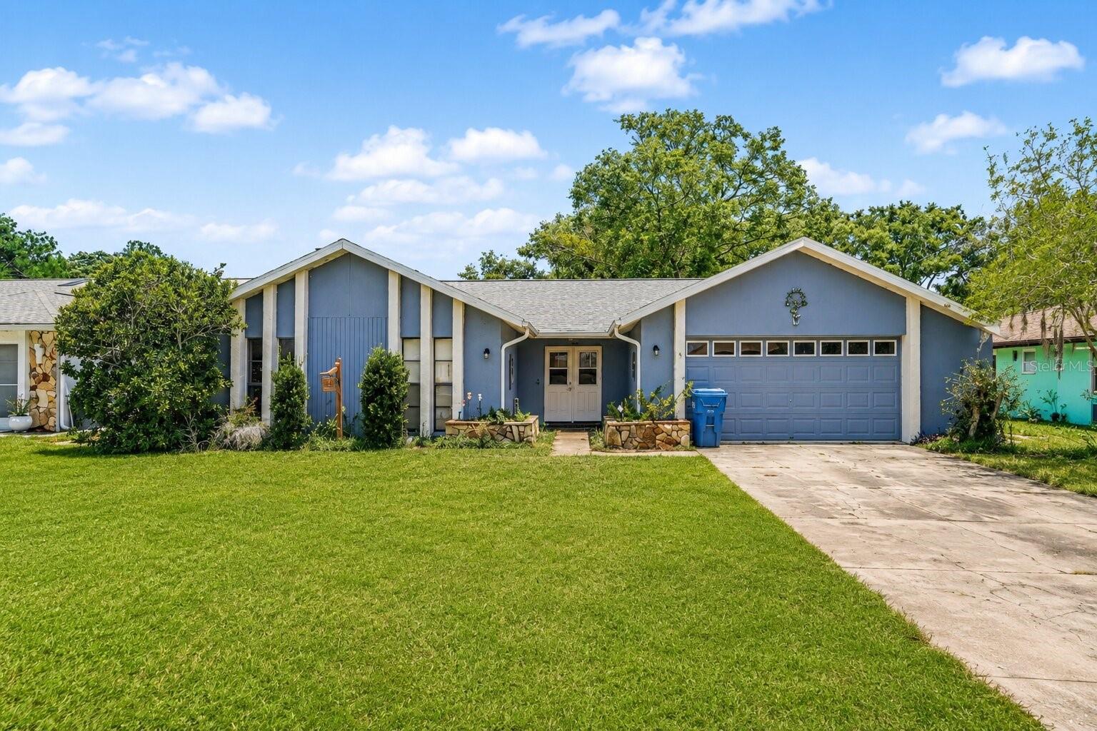 9074 Heather Blvd photo 1