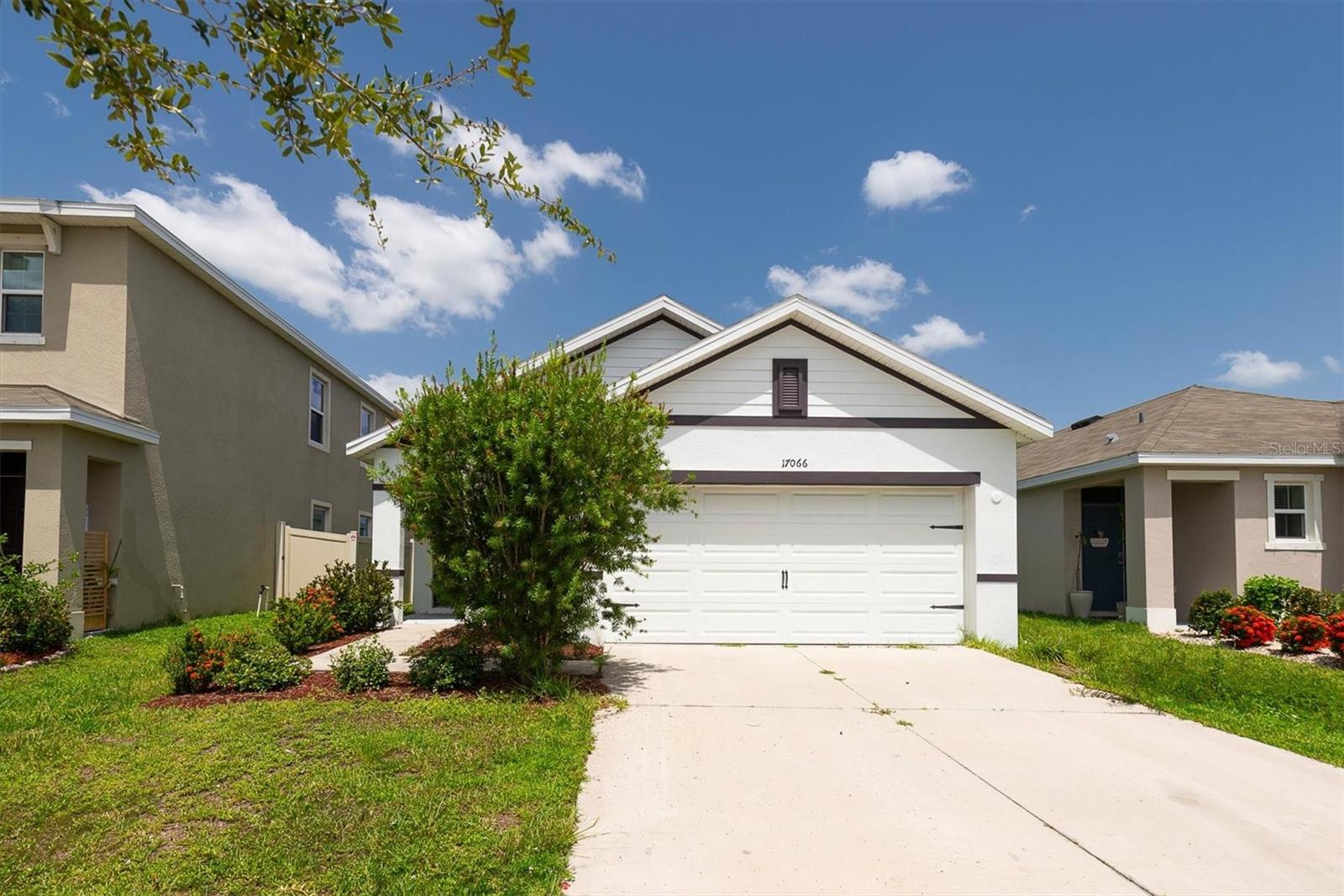 17066 Oval Rum Dr photo 1