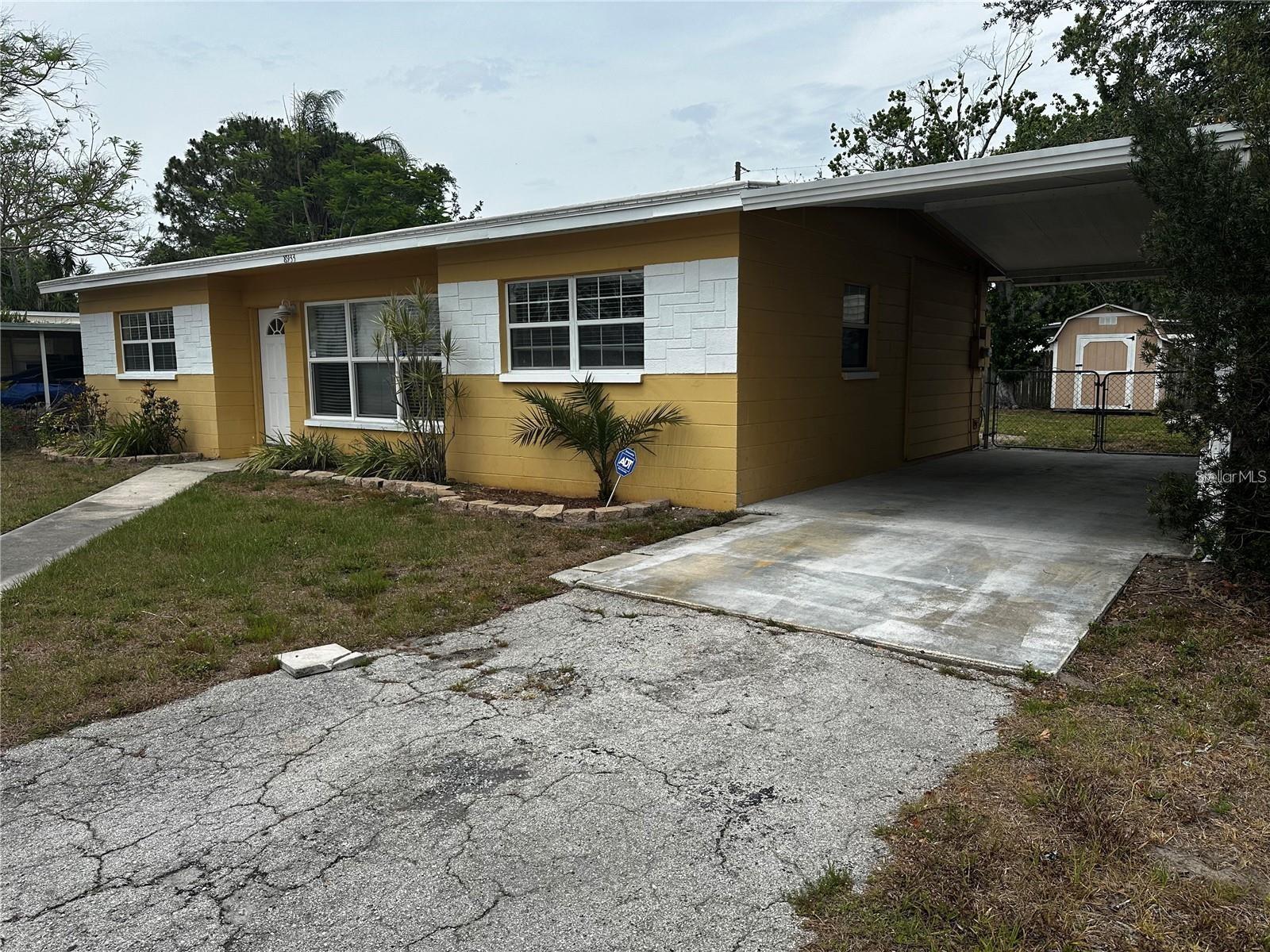 8933 Narcissus Ave photo 1