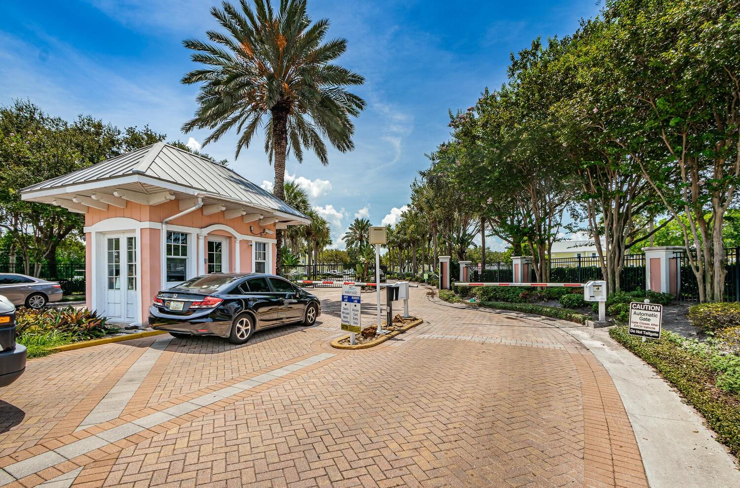 5215 Coquina Key Dr SE #B