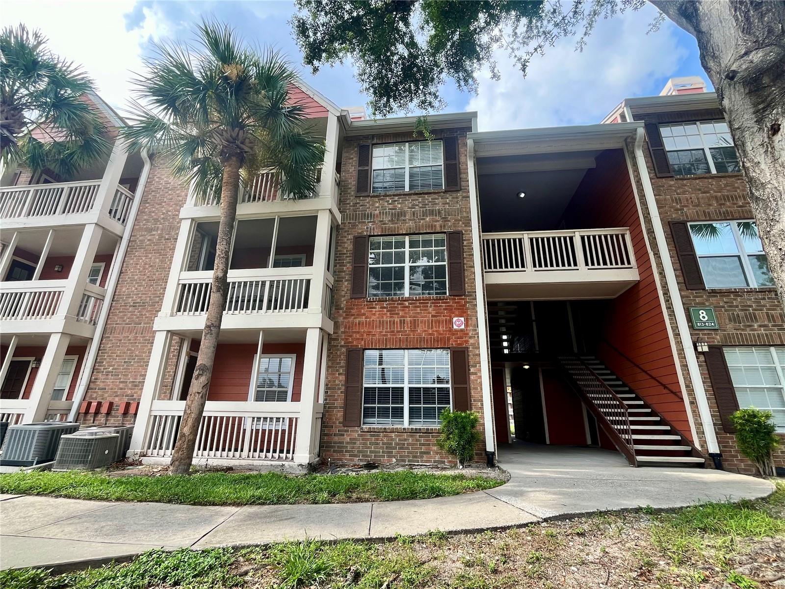 10200 Gandy Blvd N #813 photo 1