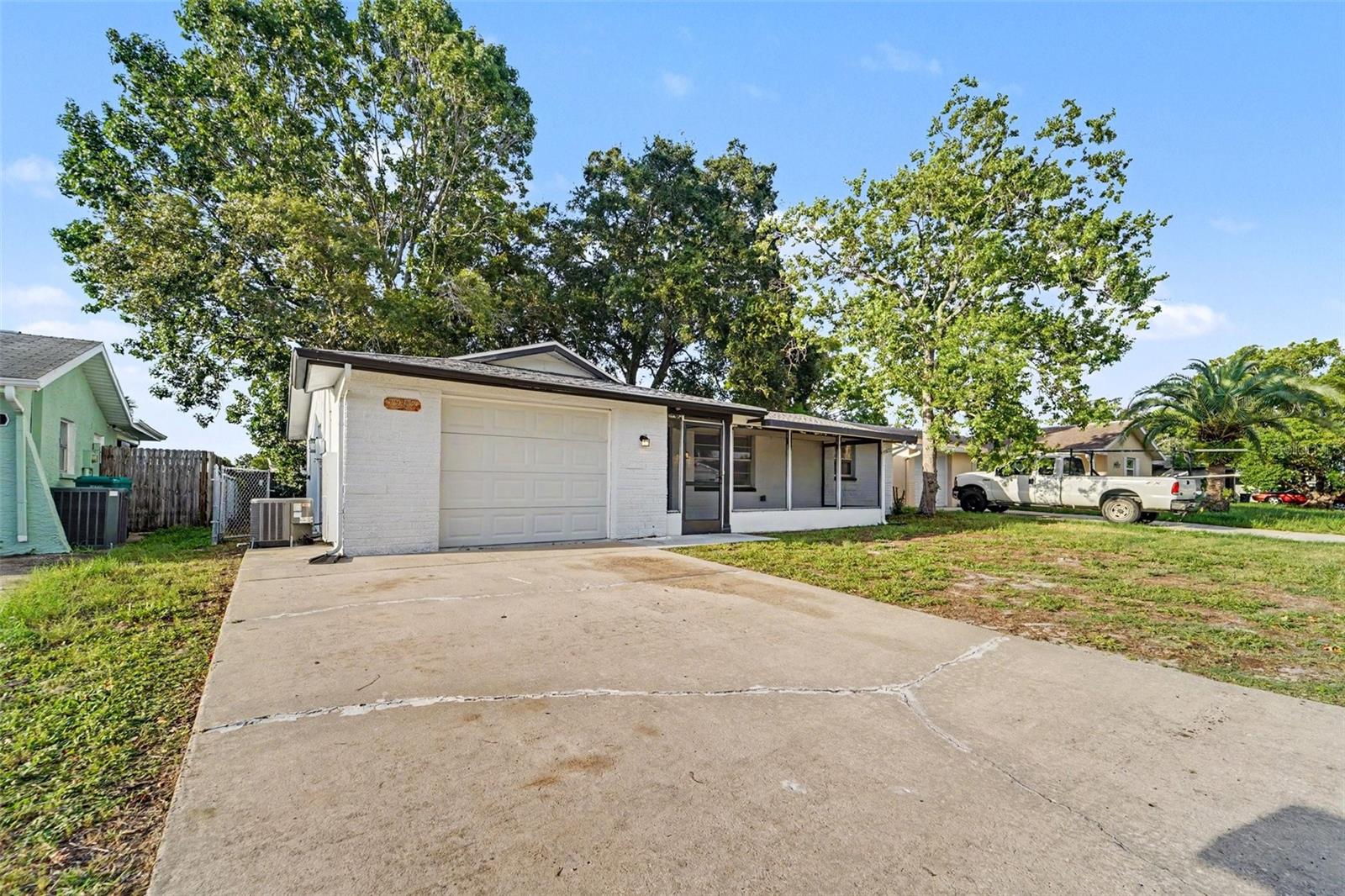 7207 Sandalwood Dr