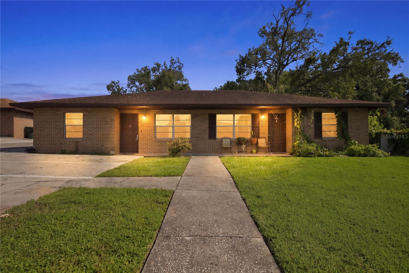 101 Lake Hunter Dr #11 photo 1