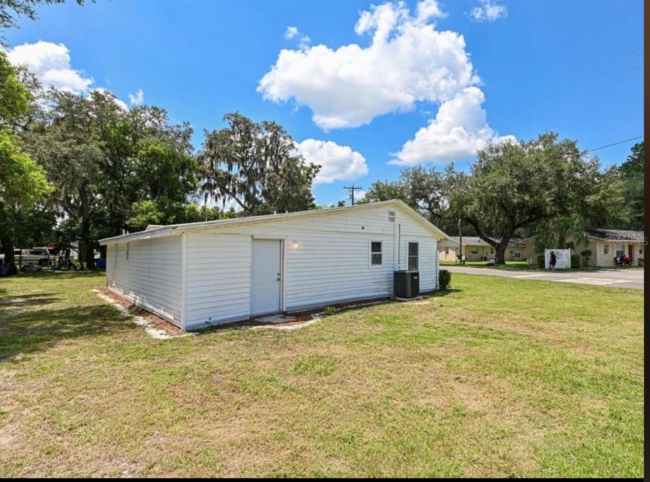 5620 1st St #rear