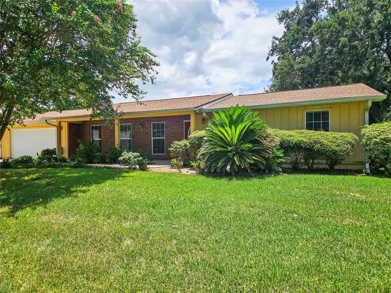 1311 Glenview Ln