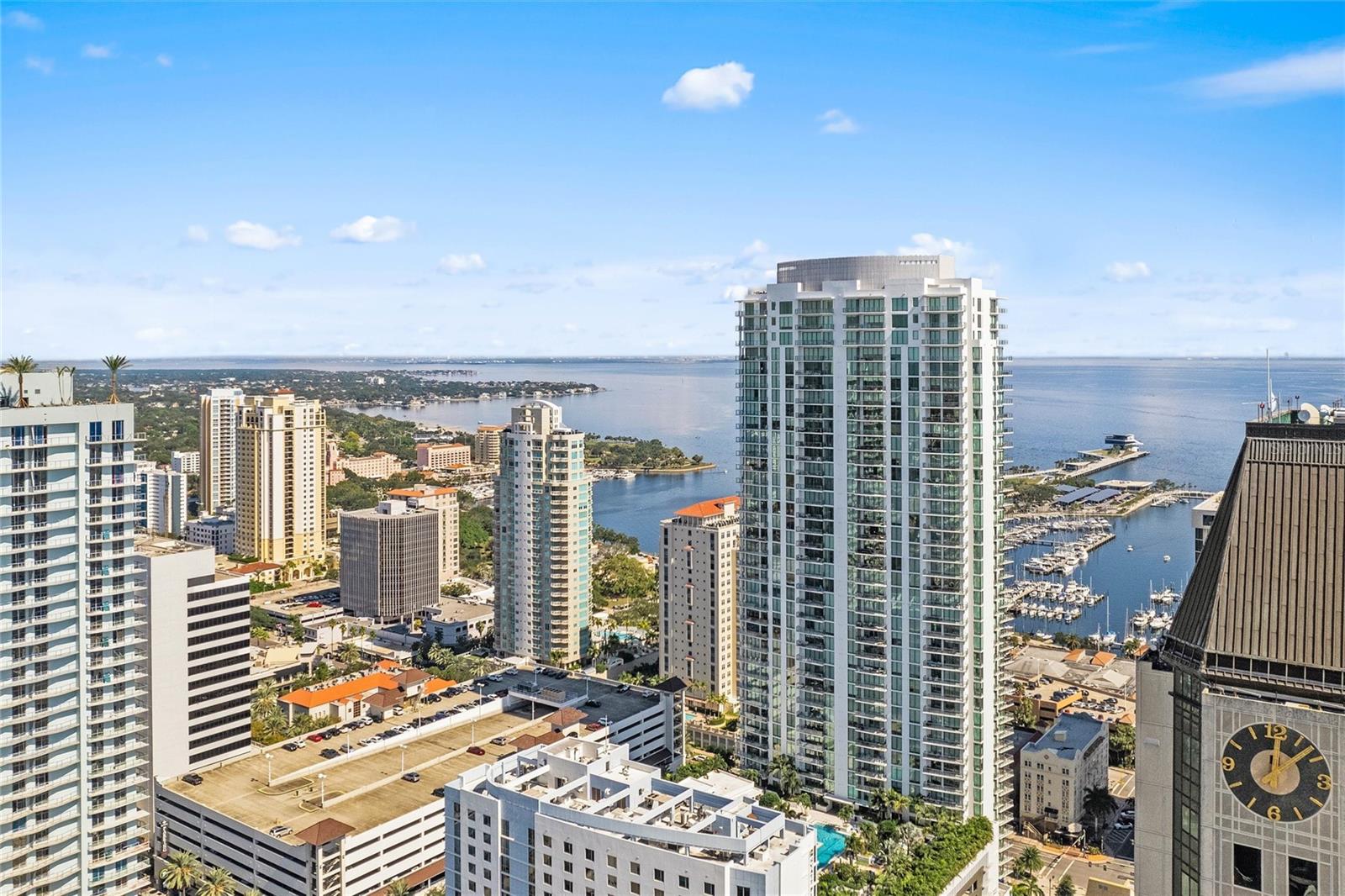 100 1st Ave N #2902