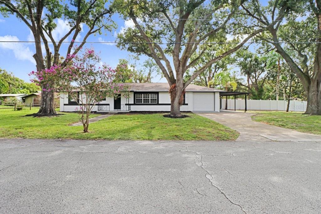 12113 Midlake Dr
