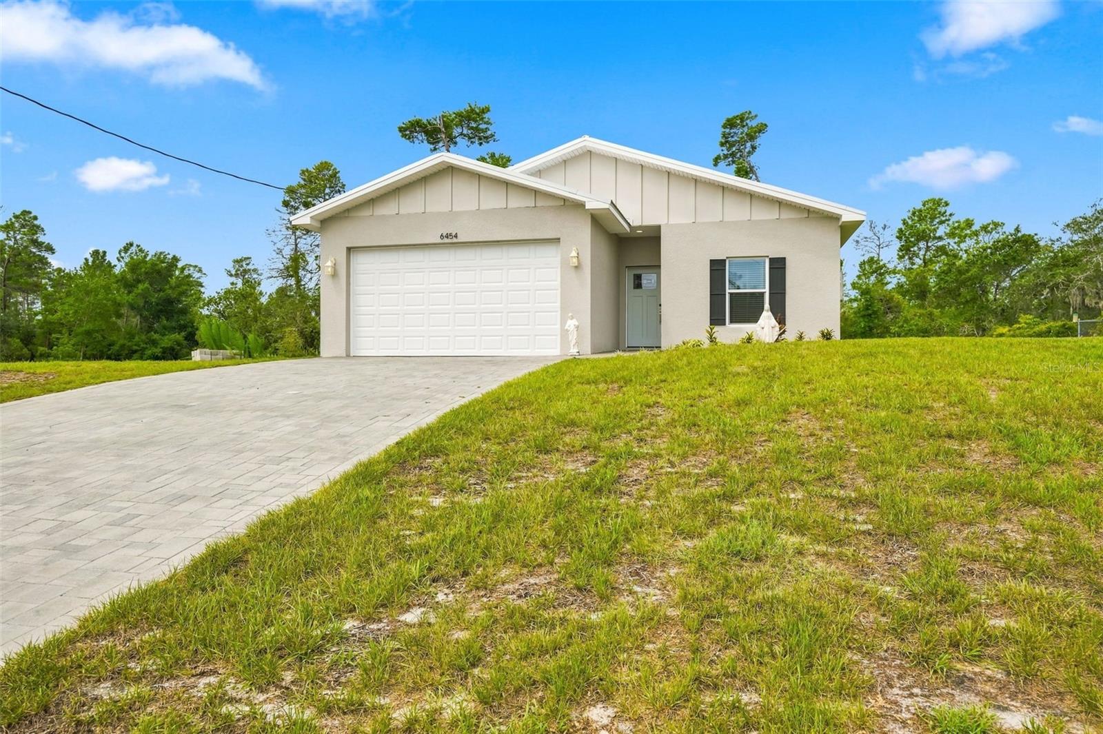 6454 Freeport Dr
