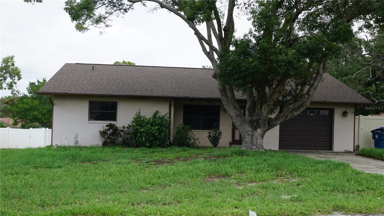 6001 Waycross Dr