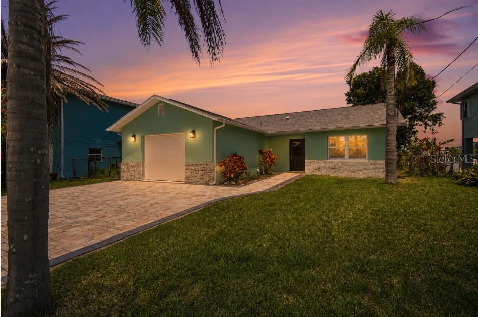 4482 Kingston Dr