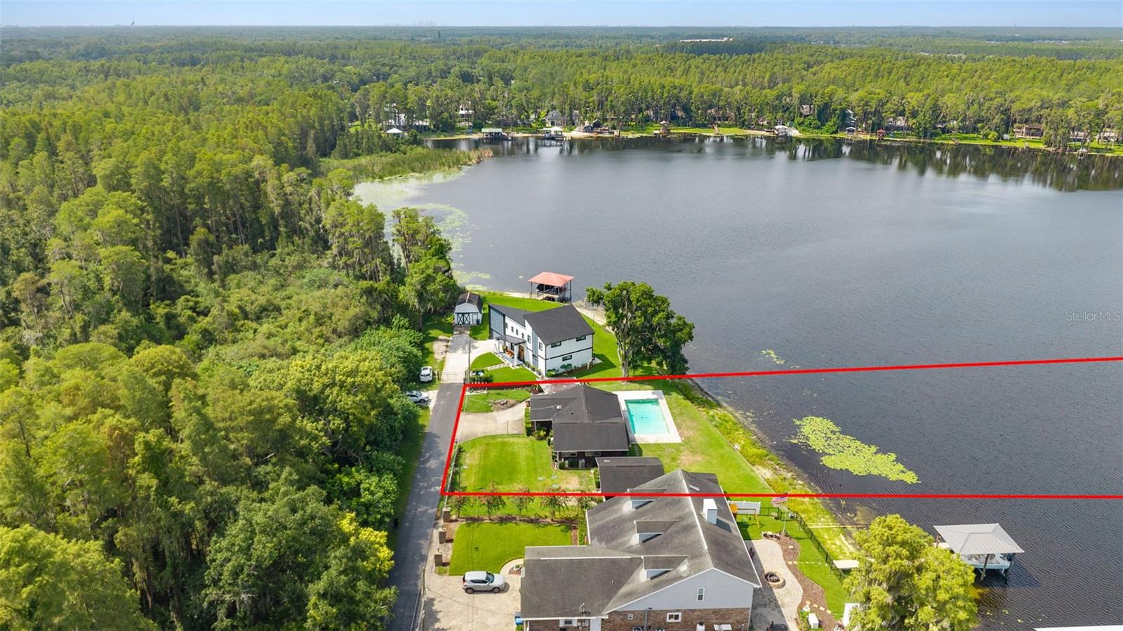 18714 Arbor Dr photo 1