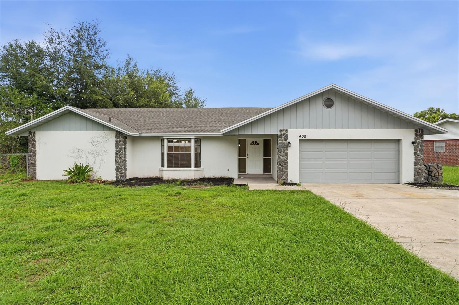 408 Coleman Dr photo 1