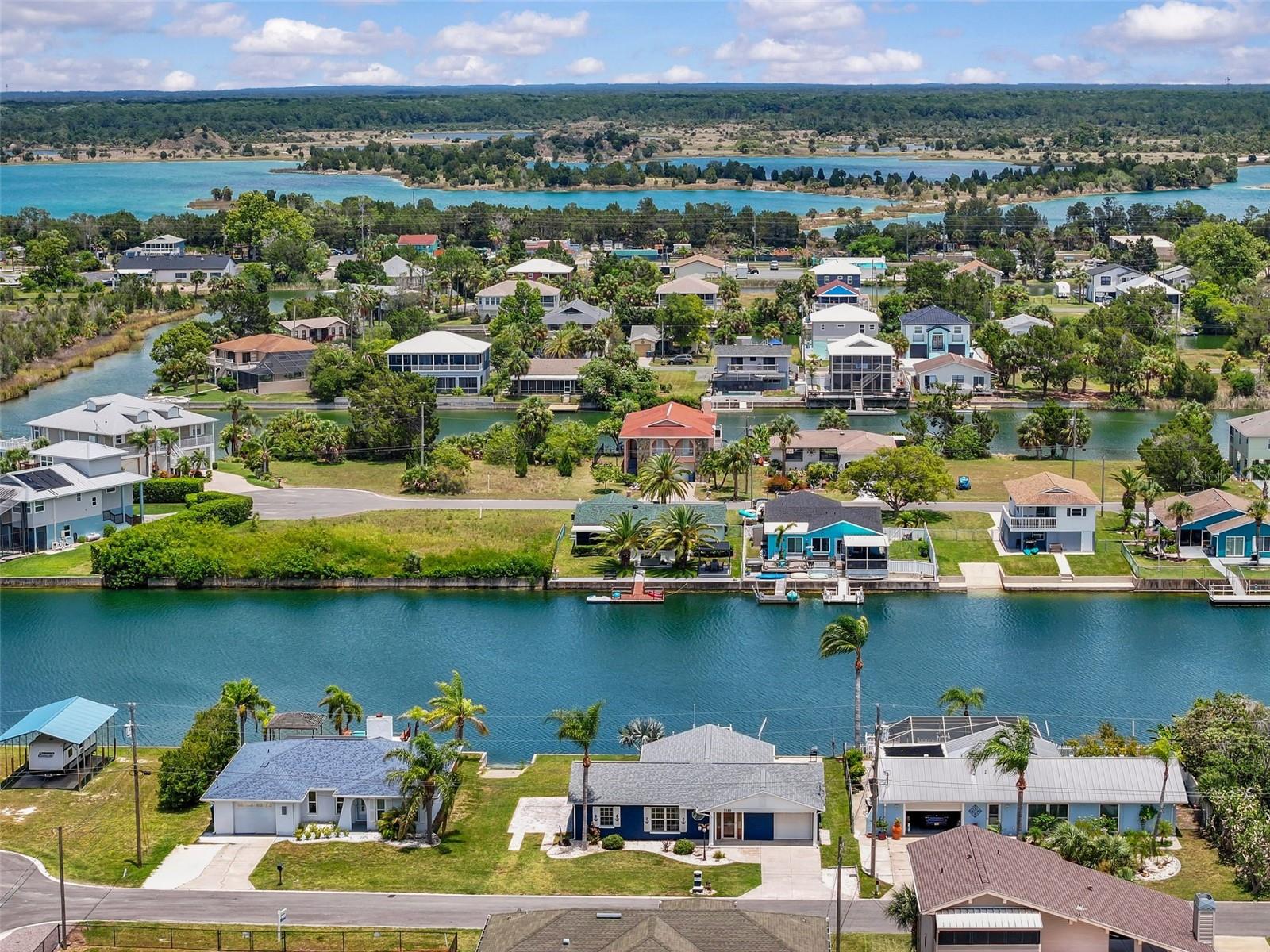 3388 Oleander Dr