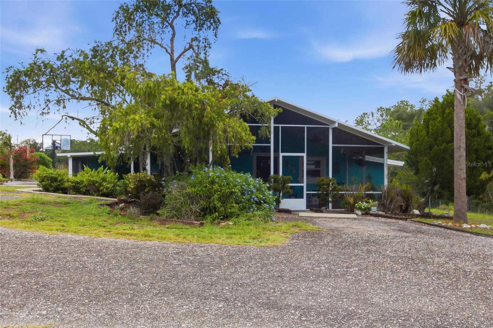 40832 River Rd