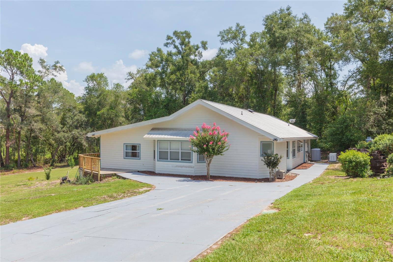 34299 Belt Dr photo 1