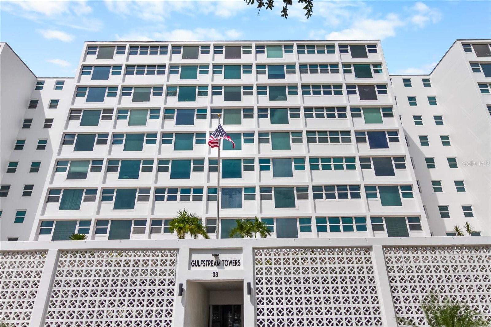 33 S Gulfstream Ave #305