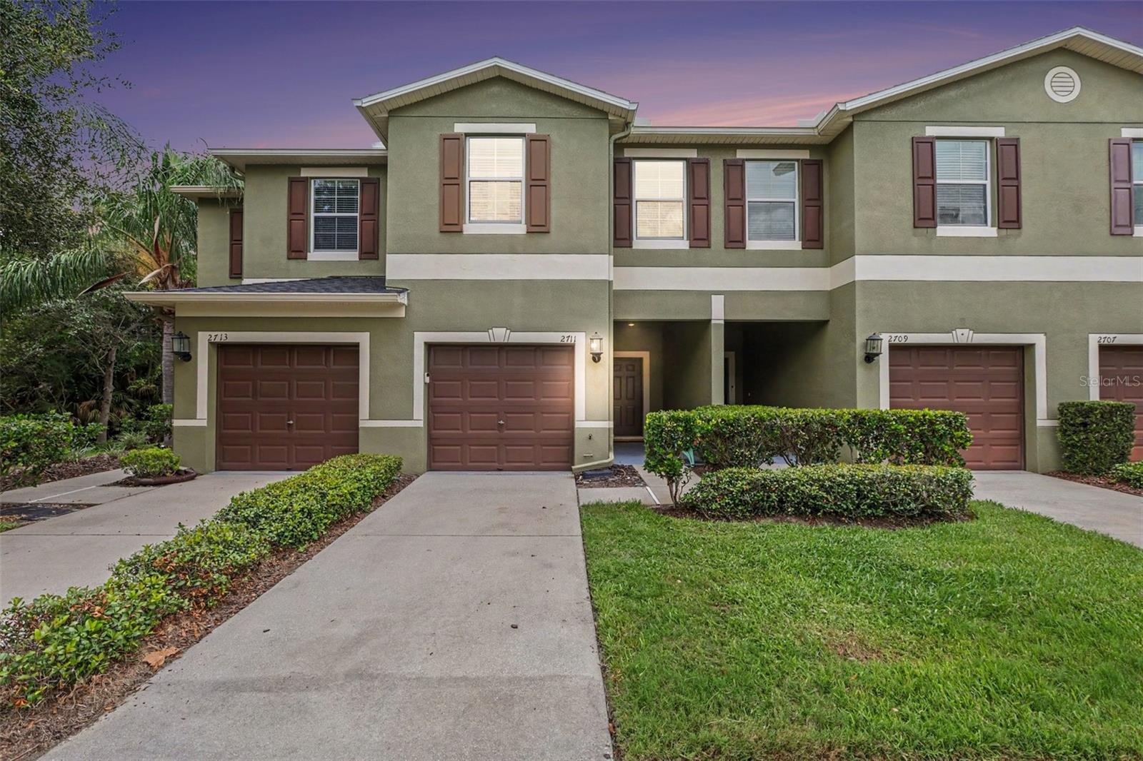2711 Isabella Valley CT