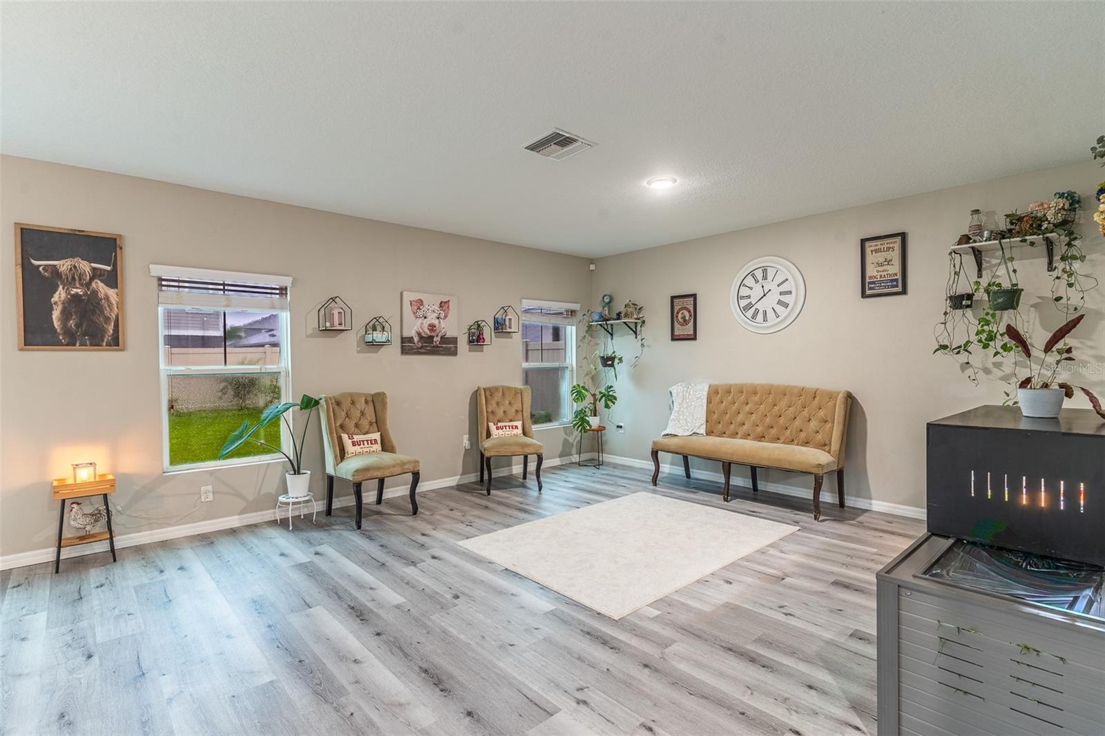 5508 Arlington River Dr