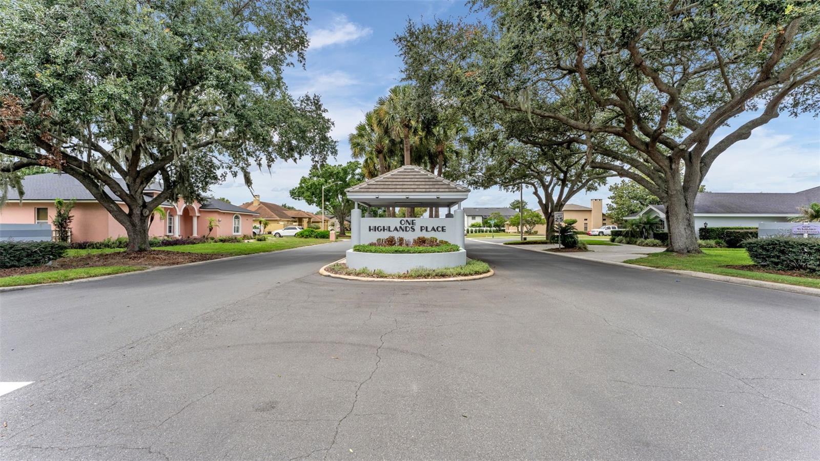 4765 Highlands Place Cir