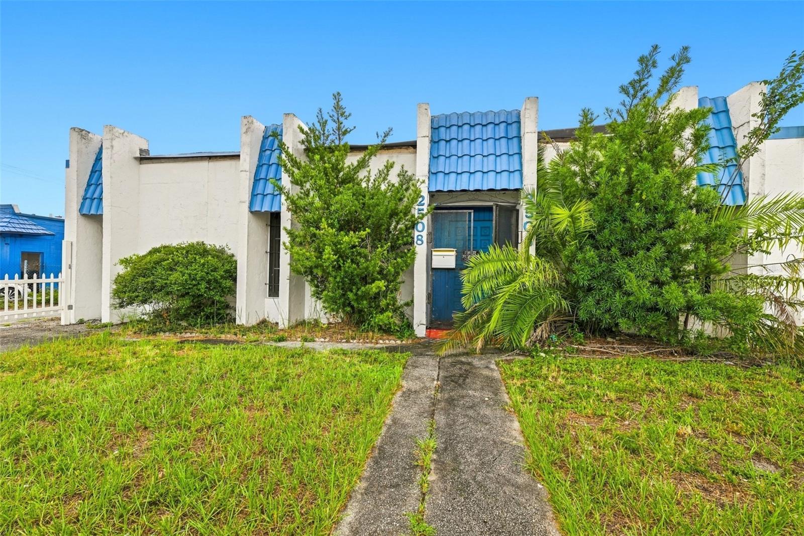 2508 W Tampa Bay Blvd photo 1