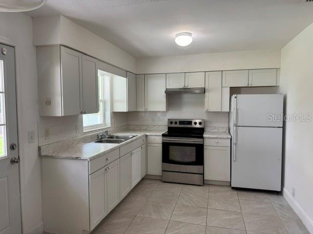 27127 Fernery Ave
