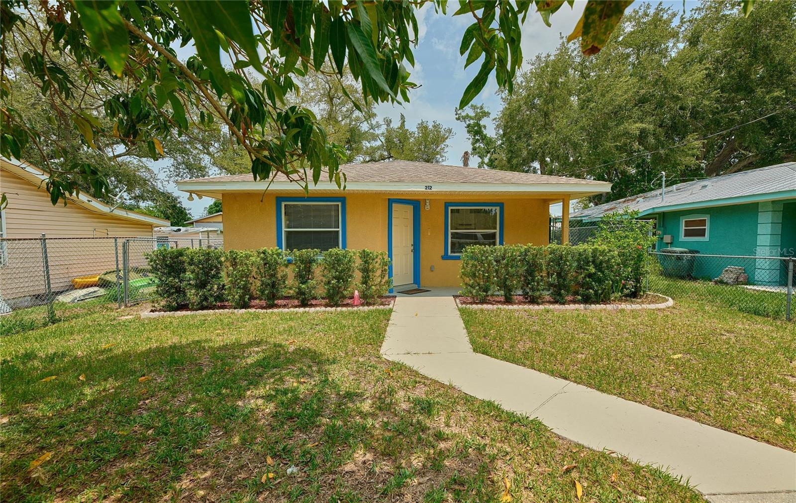 212 13th Ave W photo 1
