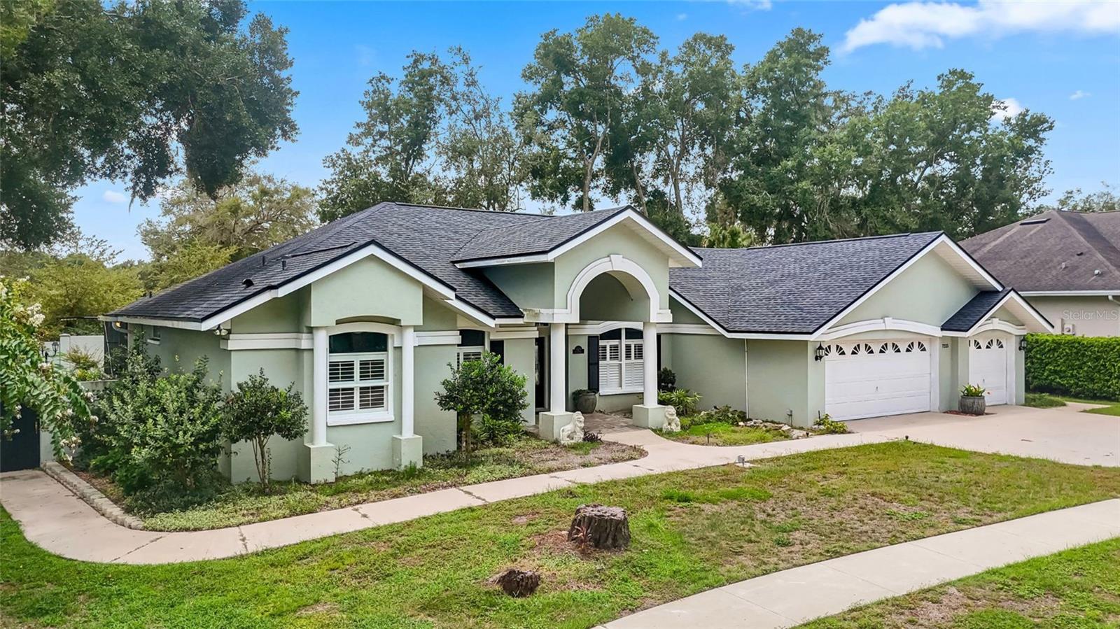 7225 River Forest Ln