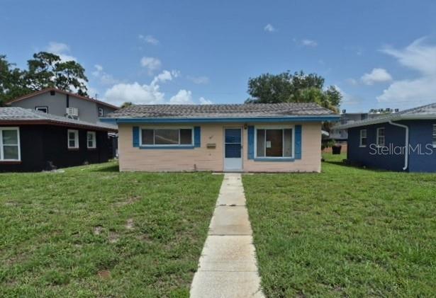 639 N 75th Ave N photo 1