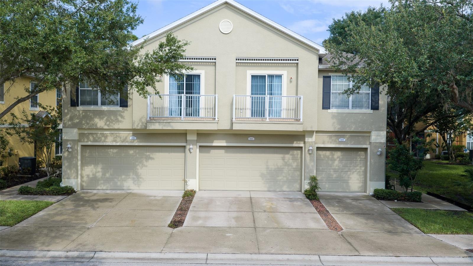 6717 Eagle Feather Dr photo 1