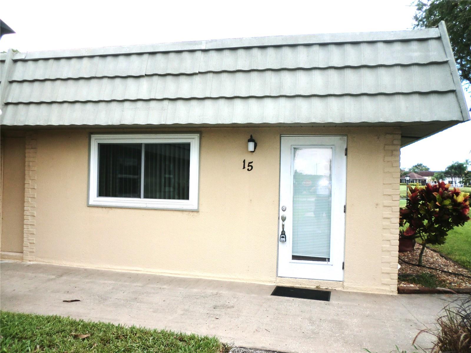201 Kings Blvd #15