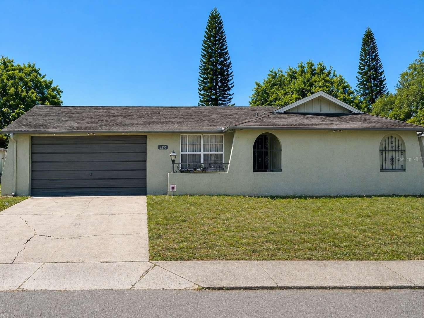 7210 San Moritz Dr photo 1