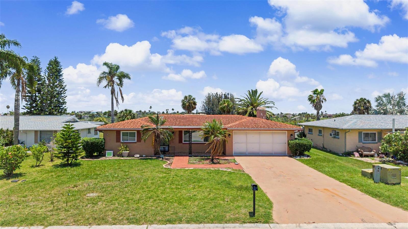 3837 Topsail Trl