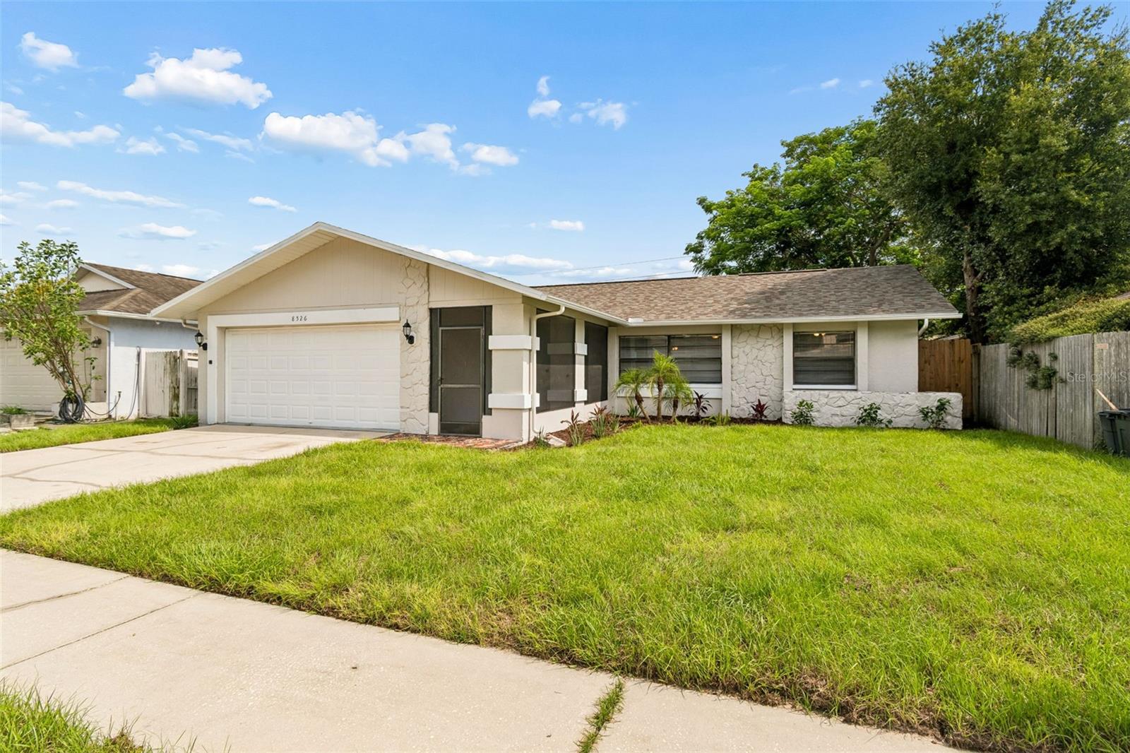 8526 Huntsman Ln photo 1
