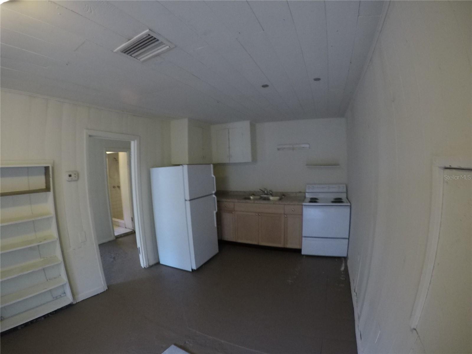 505 E Virginia Ave #2