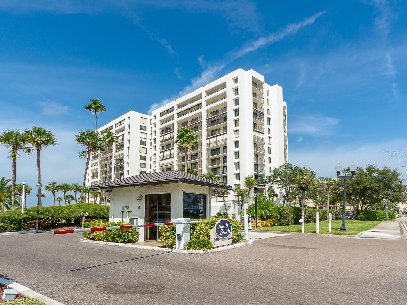 1460 Gulf Blvd #302