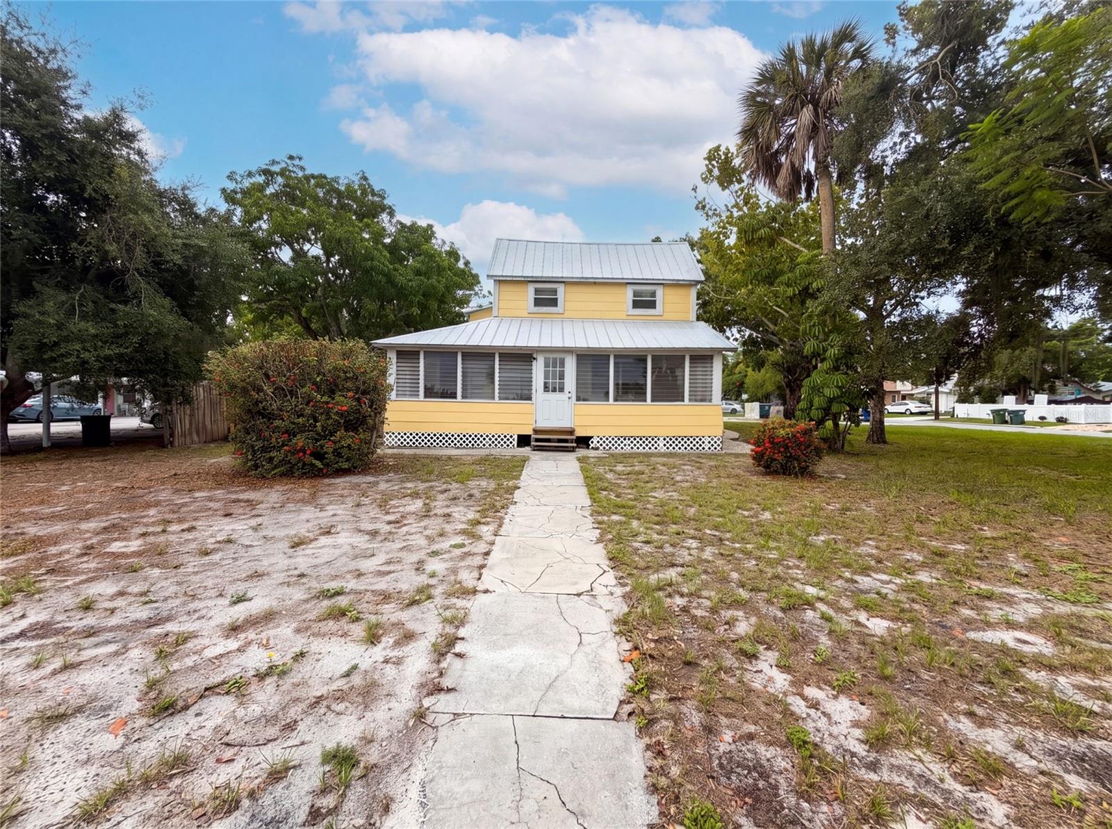 2231 9th Ave W