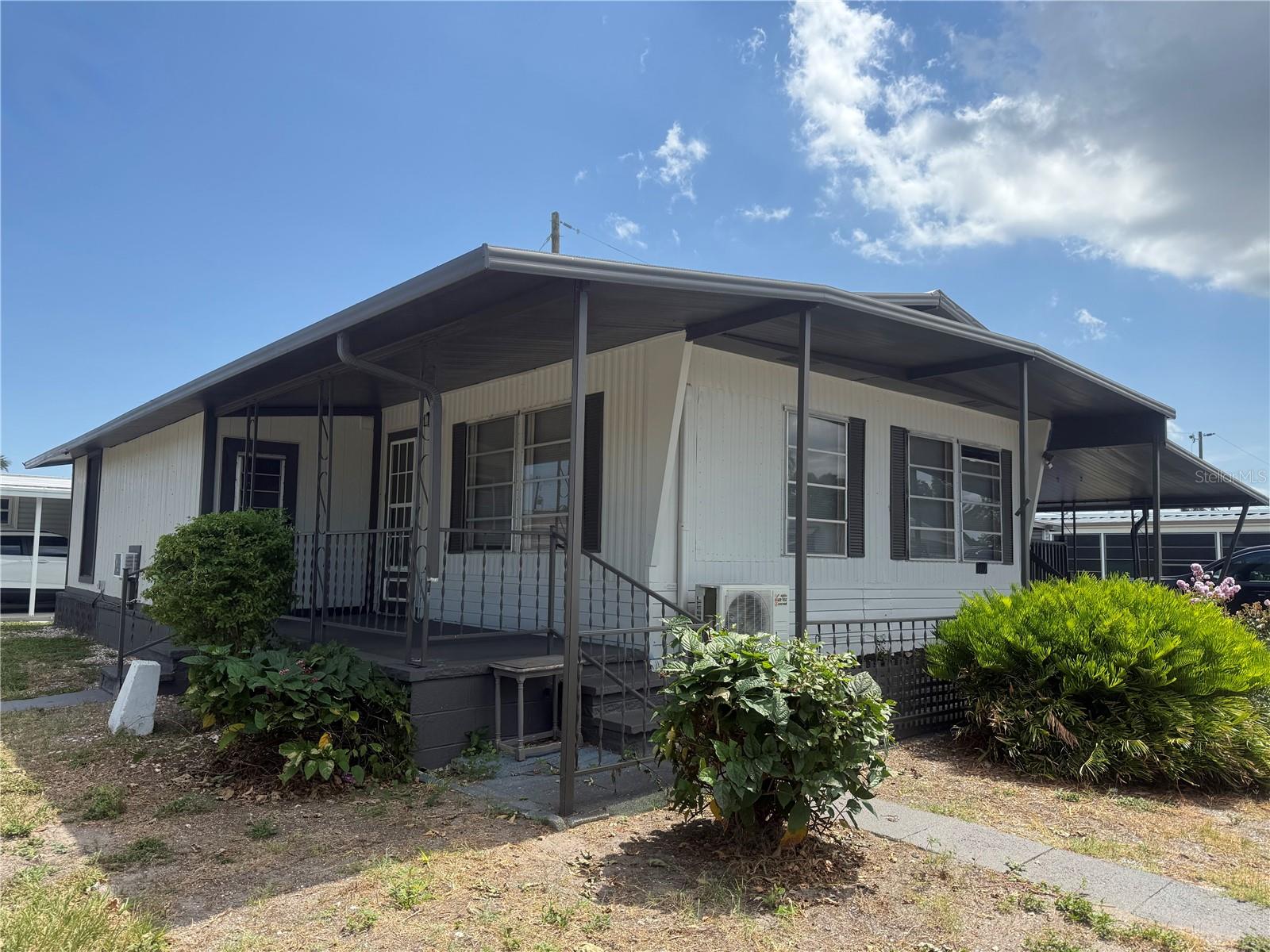 1117 49th Ave Ter W