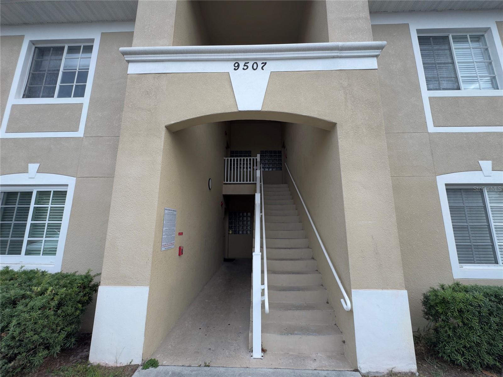 9507 Amberdale CT #201