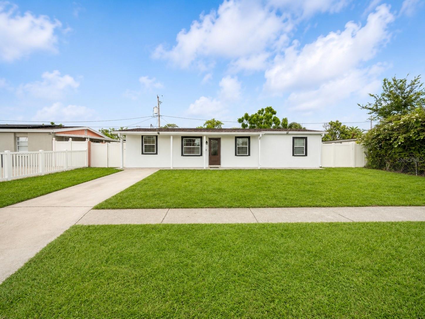 4409 W Hanna Ave photo 1