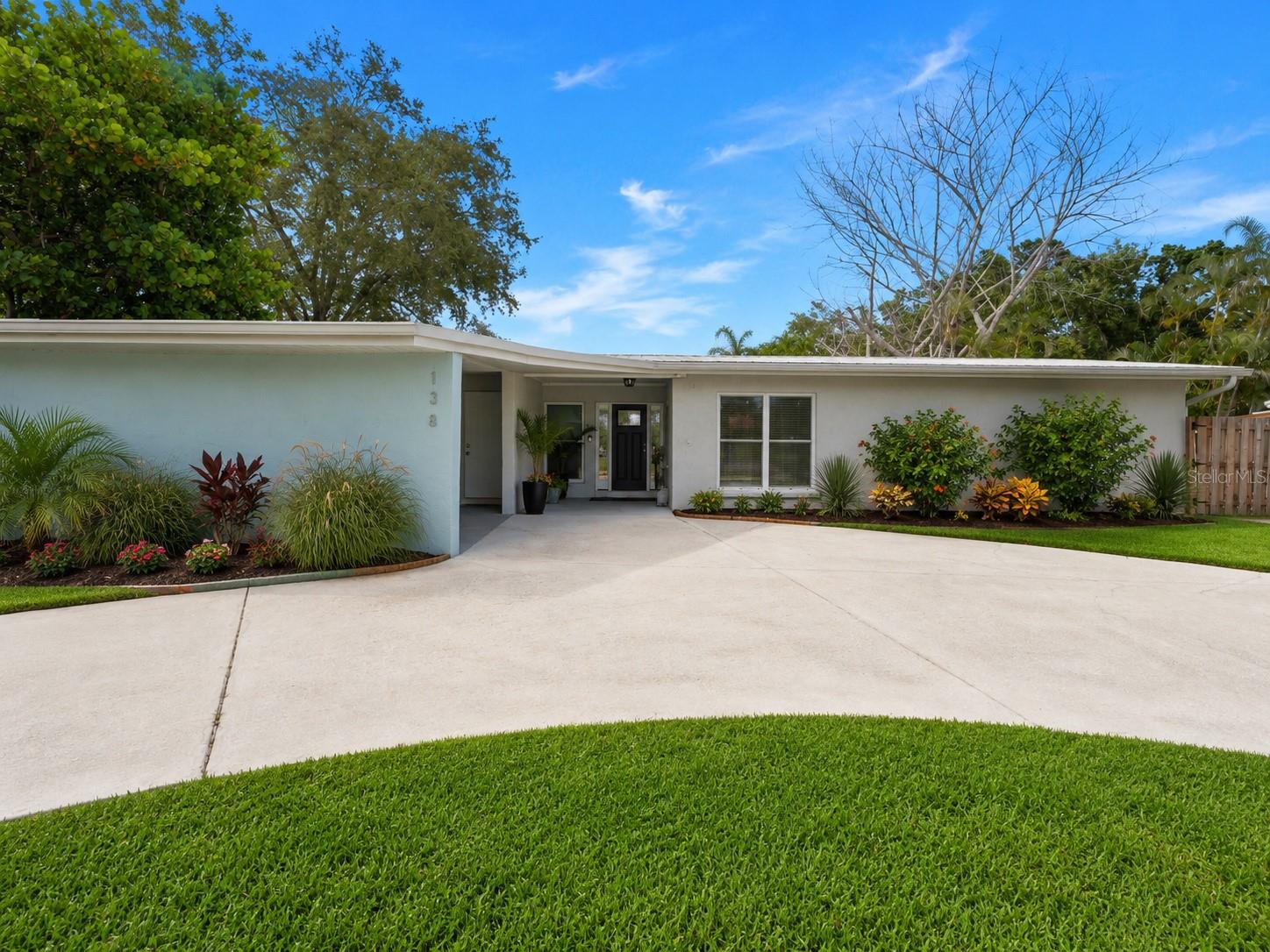 138 Holly Ave