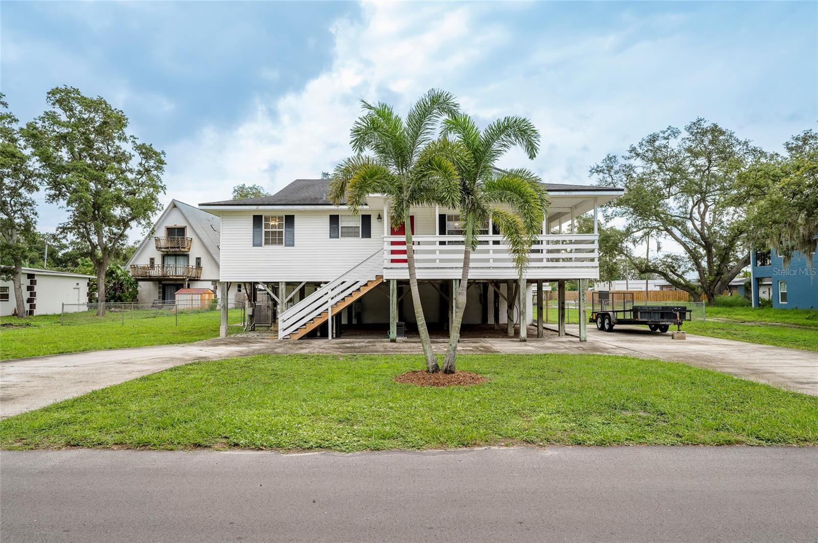 12055 Murray Ave photo 1