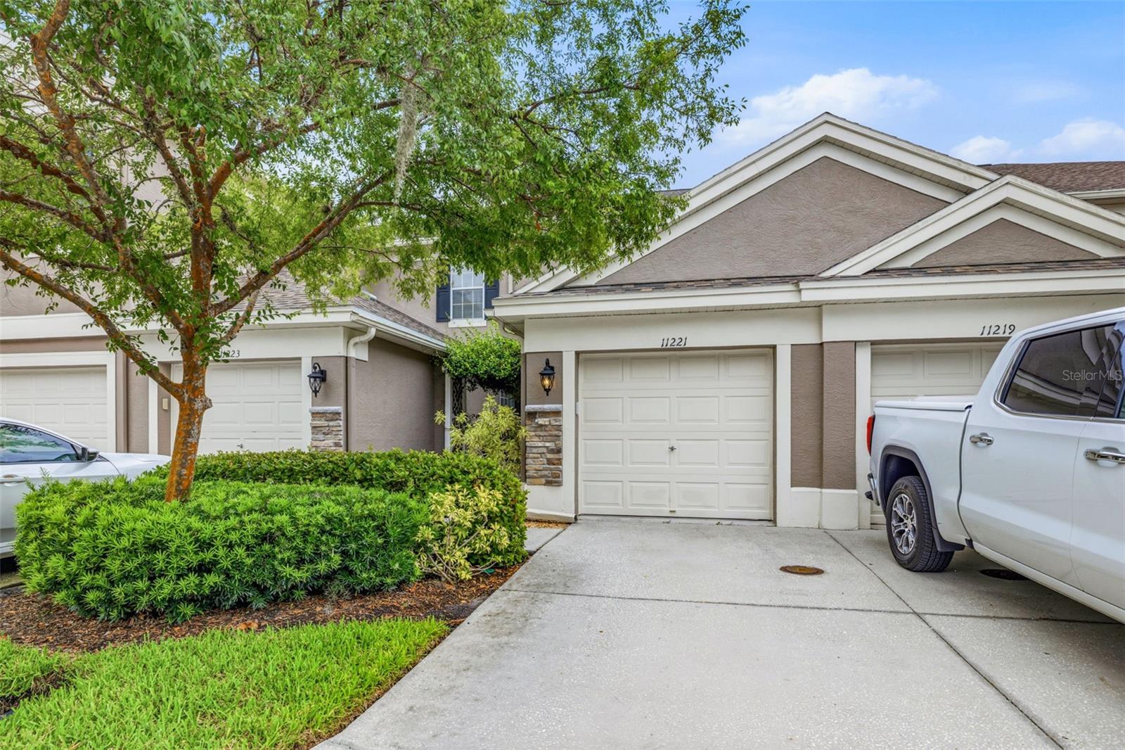 11221 Windsor Place Cir
